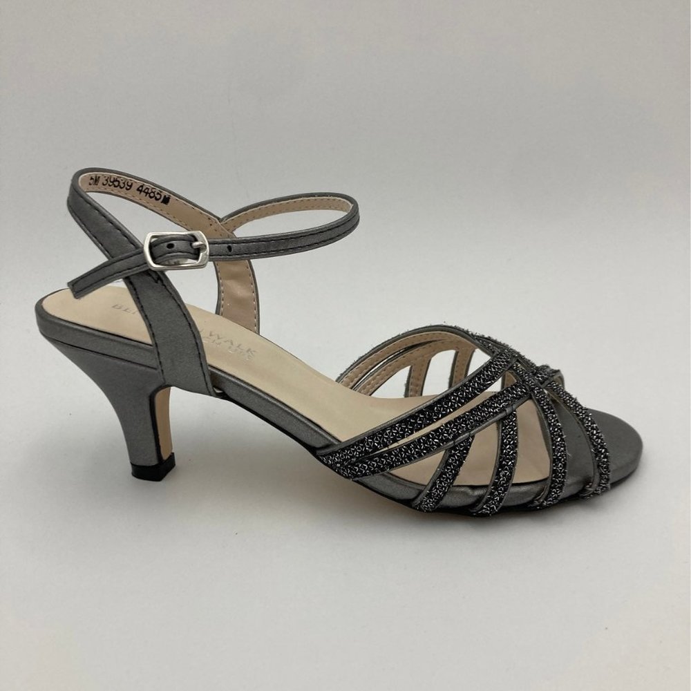 Touch Ups Women's Amara Heeled Sandal Size 5